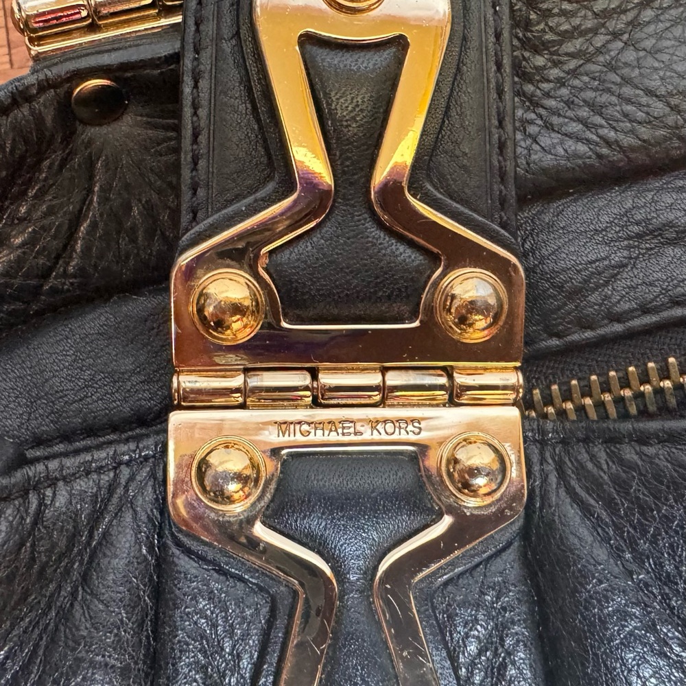 Michael Kors Black Leather Shoulder Bag with Gold Accents - Picture 5 of 12